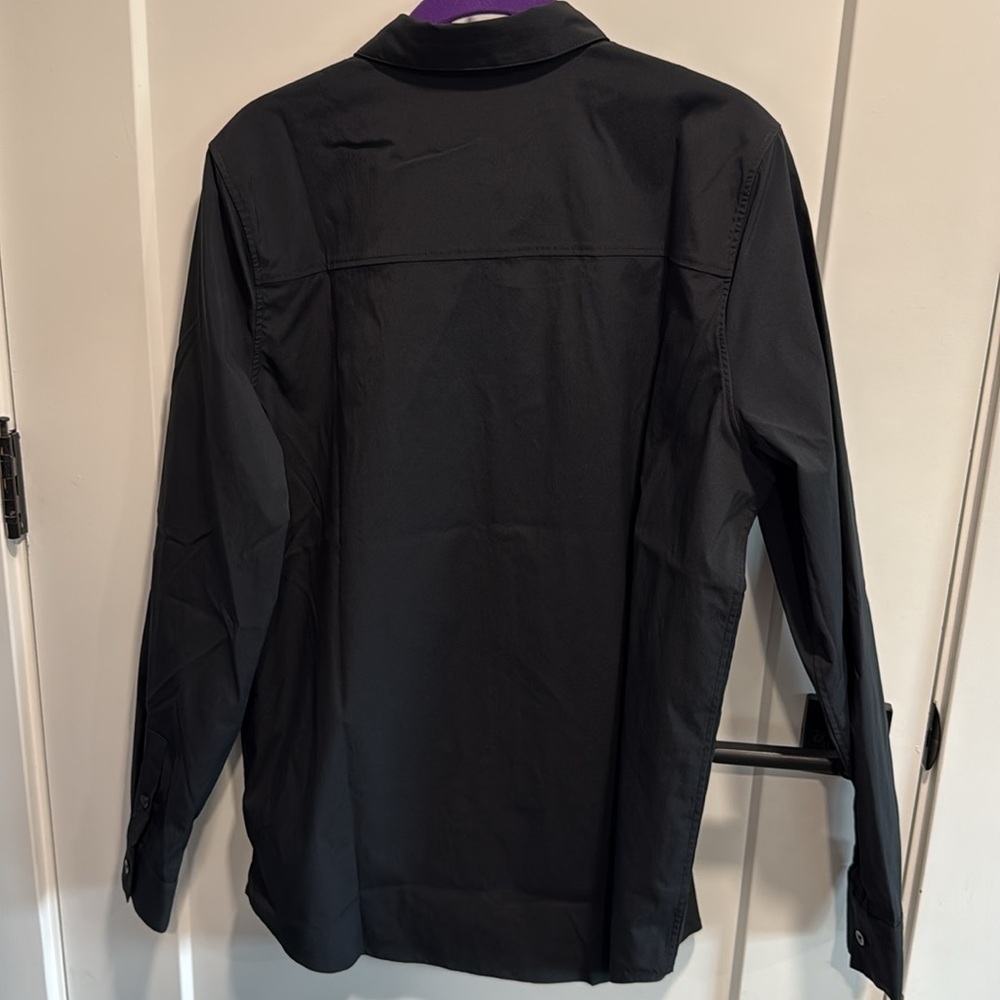 NWT Athleta Midday Shirt Solid Black Medium Tall - Picture 11 of 15